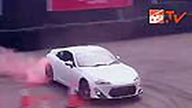 Aksi Memukau Drifter Indonesia