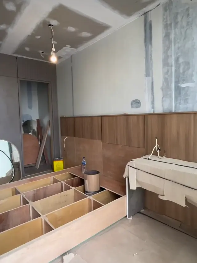 Berikut potret rumah Indra Brasco dan Mona Ratuliu