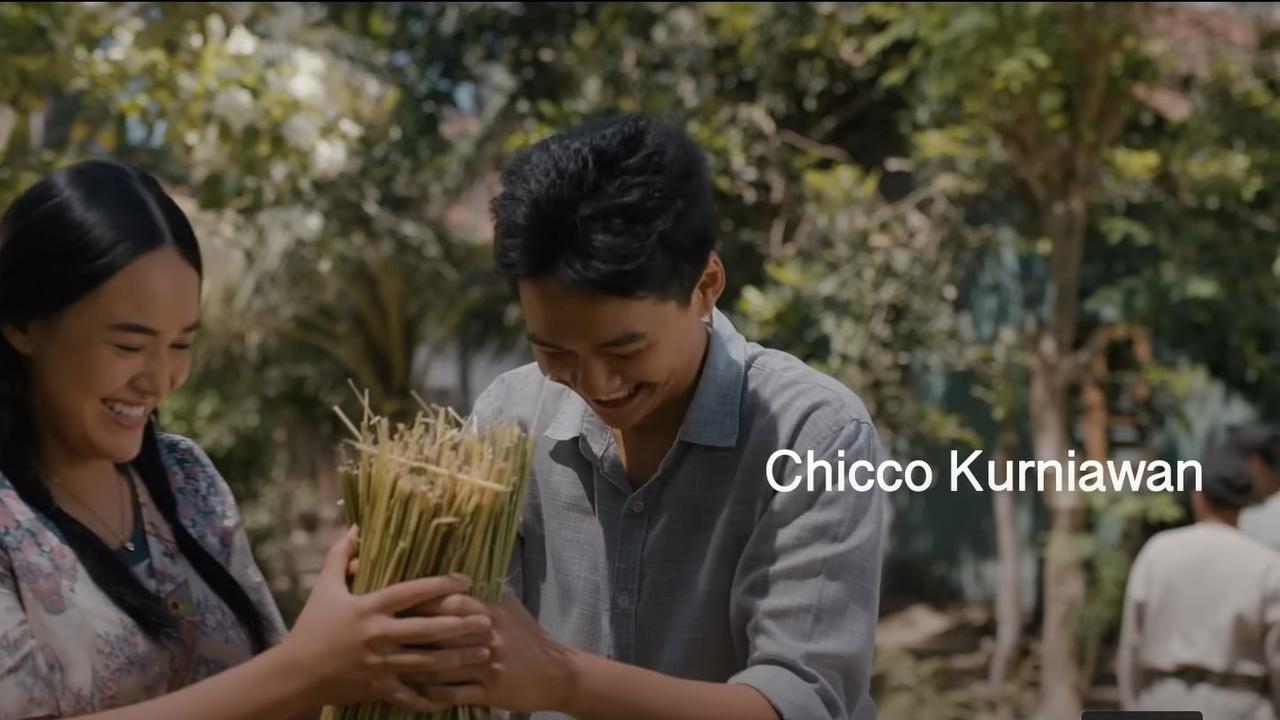 Film Kupu Kupu Kertas dibintangi oleh Chicco Kurniawan dan Amanda Manopo