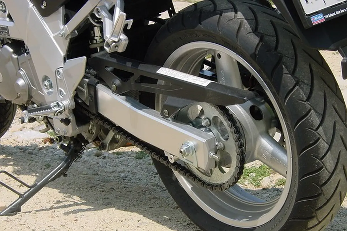 Ilustrasi ban motor