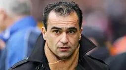 Ekspresi manajer Wigan Athletic, Roberto Martinez sebelum laga EPL melawan Wolverhampton Wanderers di Molineux Stadium, 16 Januari 2010. AFP PHOTO / Chris Ratcliffe