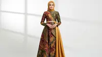 10 Gamis Batik Brokat Kombinasi Satin Mewah, Tampil Anggun di Kondangan &amp; Pesta