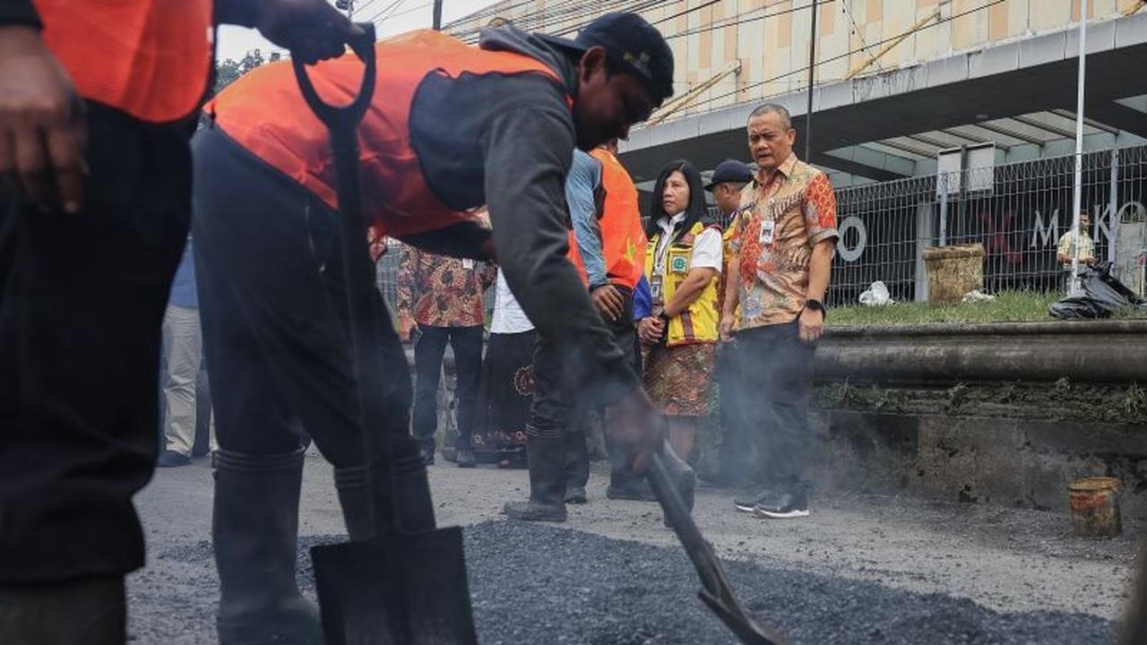 Pemprov Jateng Kebut Perbaikan Jalan Jelang Lebaran 2026, Prioritaskan Konektivitas Ekonomi