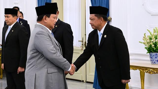 Prabowo Izinkan 125 Ribu Pakaian Gagal Ekspor yang Layak Pakai Disalurkan untuk Korban Banjir di Sumatra