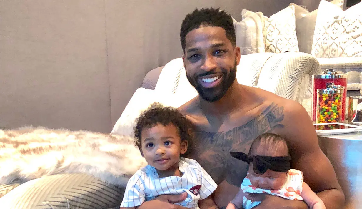 Khloe Kardashian sendiri mengaku bahwa dirinya mengalami banyak kesulitan untuk memperbaiki hubungannya dengan Tristan Thompson. (instagram/realtristan13)