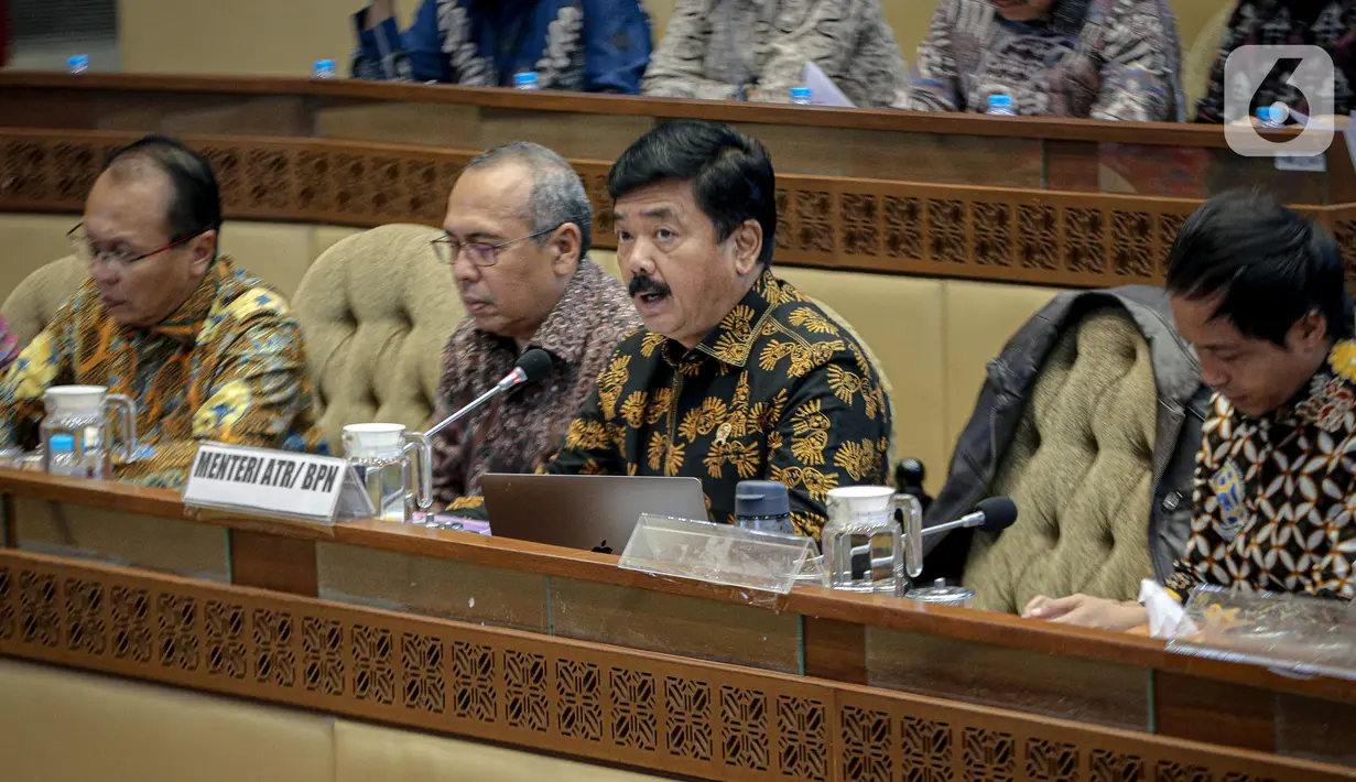 Apalagi, lanjut Difriadi, sekarang  sudah ada kemajuan teknologi administrasi. Sehingga penentuan wilayah atau batas tanah itu dapat lebih akurat seperti adanya pendeteksi titik koordinat. (Liputan6.com/Faizal Fanani)