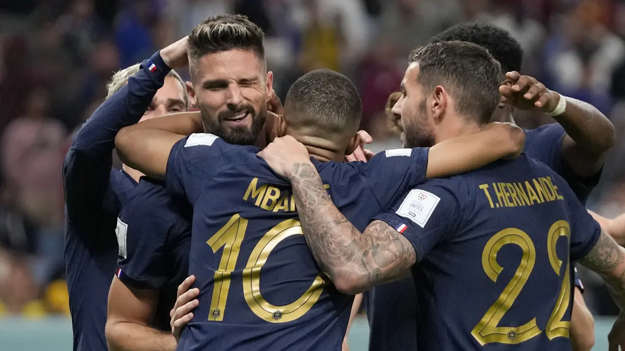 Foto: Aksi Comeback Sempurna Olivier Giroud dkk saat Prancis Bantai Australia di Grup D Piala Dunia 2022