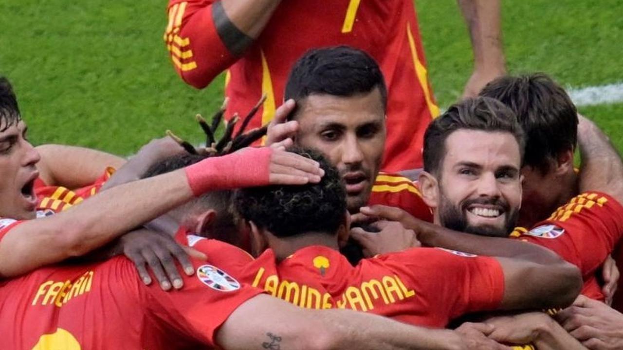 Hingga skor 3-0 bertahan hingga akhir pertandingan. Foto: REUTERS / Fabrizio Bensch<br>