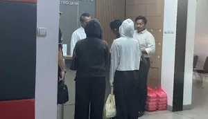 Pelapor Dugaan Kasus Kekerasan Seksual Betrand Peto Jalani Pemeriksaan di Polda Metro Jaya