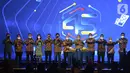 Jajaran Direksi Bank BTN dan Kementerian PUPR foto bersama pada HUT ke-45 Kredit Pemilikan Rumah (KPR) di Jakarta (10/12/2021). ebagai bank pertama yang menyalurkan KPR pada 10 Desember 1976, Bank BTN terus mendukung pemerintah dalam menyukseskan Program Sejuta Rumah. (Liputan6.com/HO/BTN)