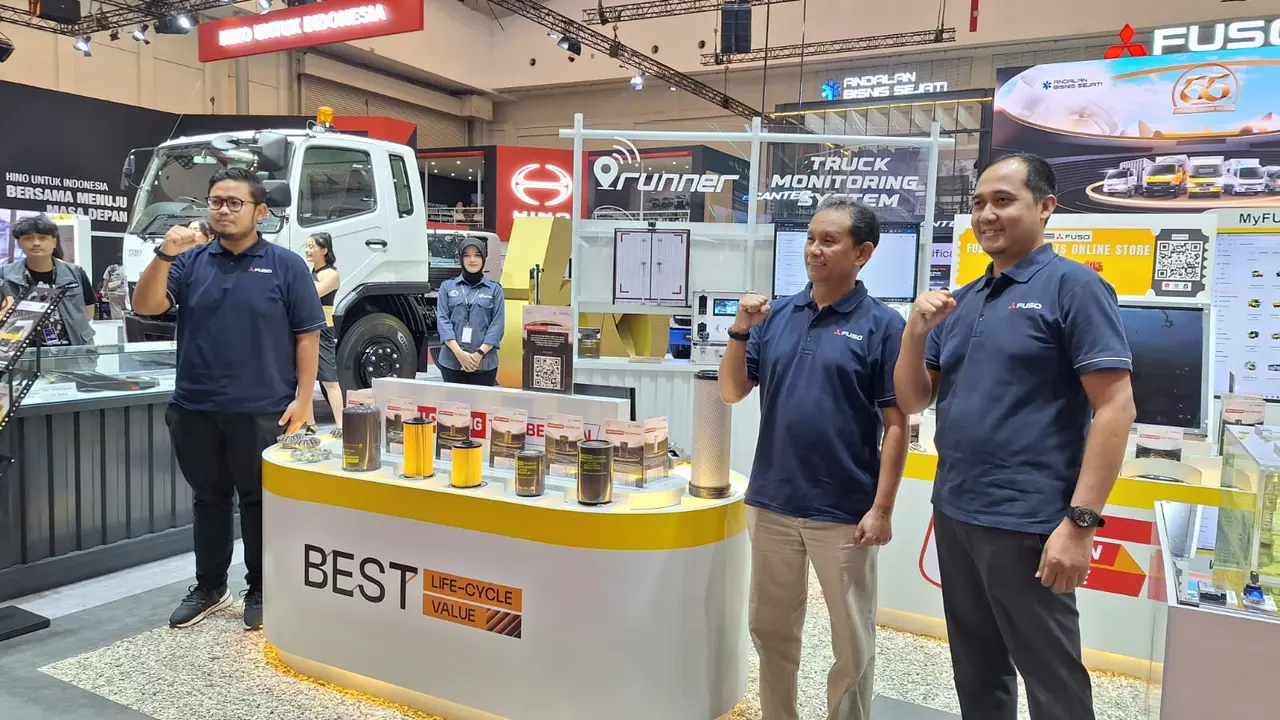 Tekan Biaya Perawatan, Fuso Hadirkan Pilihan Suku Cadang Tiga Berlian (Arief A/Liputan6.com)