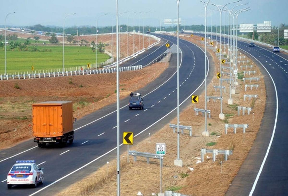 Melihat kelengangan Tol Cipali yang akan digunakan para pemudik