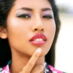 Rekomendasi warna lipstik untuk Kulit Gelap (Foto/Sumber: Freepik)