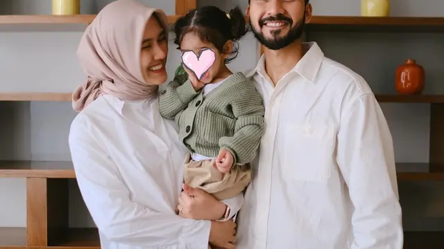 Adik Alyssa Soebandono Hamil Anak Kedua, Ini 6 Potret Harmonis Keluarga Kecilnya