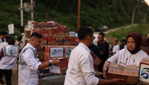 Sebagai respons bencana alam, BRI Group menyalurkan bantuan darurat, mendirikan posko, dan menjangkau 70.550 jiwa di Aceh hingga Sumbar. (Sumber: BRI)
