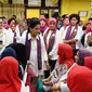 Iriana Jokowi bersama ibu-ibu meninjau pelaksanaan Pekan Deteksi Dini Kanker pada Perempuan di DKI Jakarta. (Foto: Sehat Negeriku)