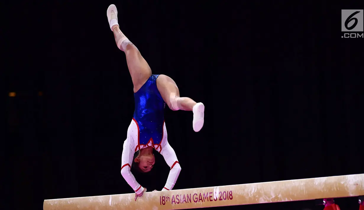 Pesenam putri Indonesia saat berlaga pada babak final senam artistik putri Asian Games 2018 di JIExpo, Kemayoran, Jakarta, Rabu (22/8). Indonesia berhasil menempati posisi ke 8 dari 11 negara dengan skor 140,85. (merdeka.com/Imam Buhori)