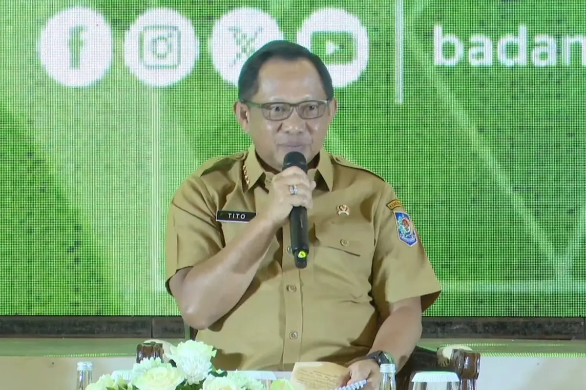 Mendagri Tito Karnavian saat Rapat Koordinasi Pengamanan Pasokan dan Harga Pangan Jelang Puasa dan Idulfitri, di Grand Ballroom Kempinski, Jakarta, Senin (4/3/2023). (Foto: Liputan6.com/Arief R)