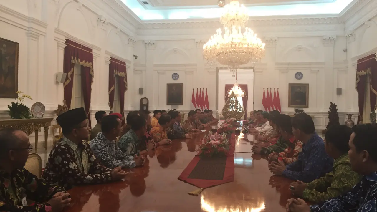 Dipimpin Mahfud MD, Pengurus KAHMI Temui Jokowi