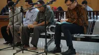 Empat terdakwa perkara suap perizinan proyek Meikarta menjalani sidang dengan agenda tuntutan di Pengadilan Tipikor Bandung. (Huyogo Simbolon)