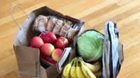 Sayurbox perkenalkan tiga fitur baru untuk mempermudah belanja kebutuhan sayur selama pandemi, salah satunya metode pembayaran COD. (FOTO: Unsplash.com/Maria Lin Kim).
