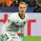 Ajax Incar Ter Stegen, Pengamat Nilai Maarten Paes Sudah Cukup