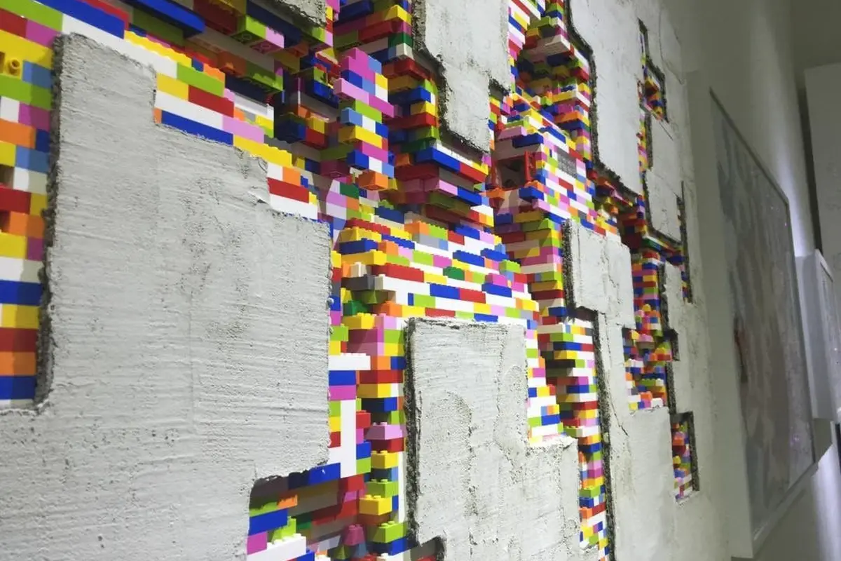 [Bintang] Bukan Cuma Jam, Lego Kini Bisa Jadi Hiasan Dinding Keren