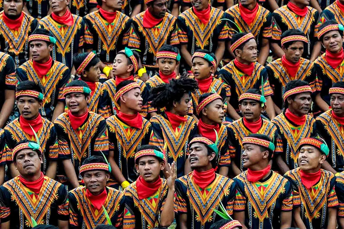 Asal Usul dan Makna Tari Saman Aceh yang Menakjubkan