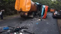 Bus Rosalia Indah tabrakan dengan truk tangki di Lampung. (Foto: Istimewa)