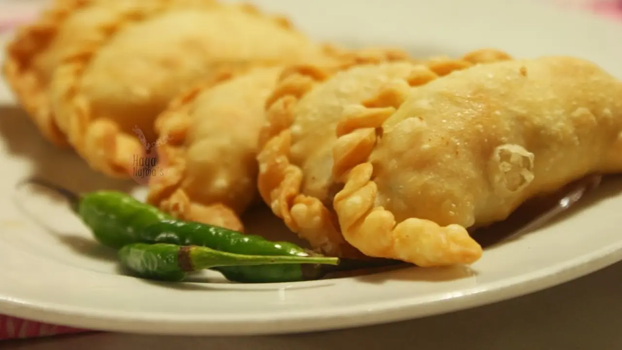 [Bintang] Merindu Masa 90an Sambil Menyantap Pastel Lezat, Ini Resepnya!