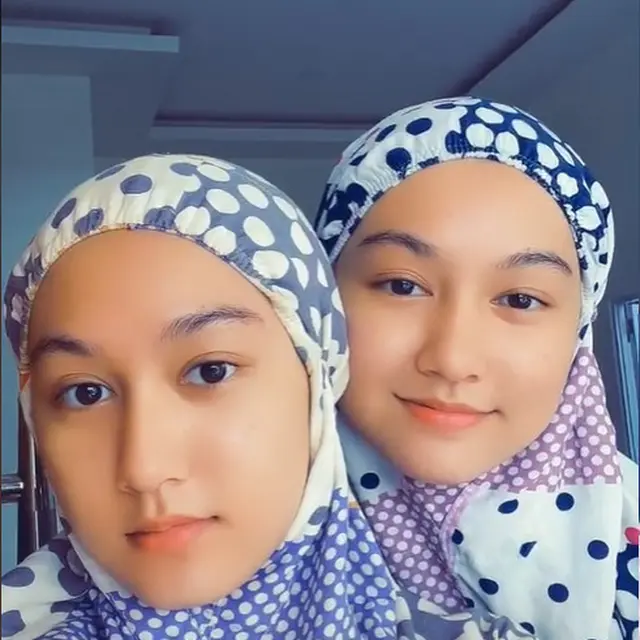 6 Potret Shafa dan Shaira, Saudara Kembar Disebut Mirip Zoe dan Laura Jackson
