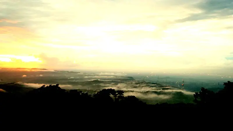 Puncak Gunung Api Purba Nglanggeran