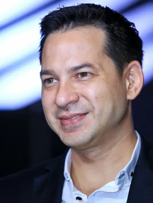 Sebelumnya, Dhani menuliskan cuitan terkait pendukung penista agama yang dianggap sebagai bajingan. Ari lagsung membalas dan jadilah perdebatan melalui media sosial.  (Adrian Putra/Bintang.com)