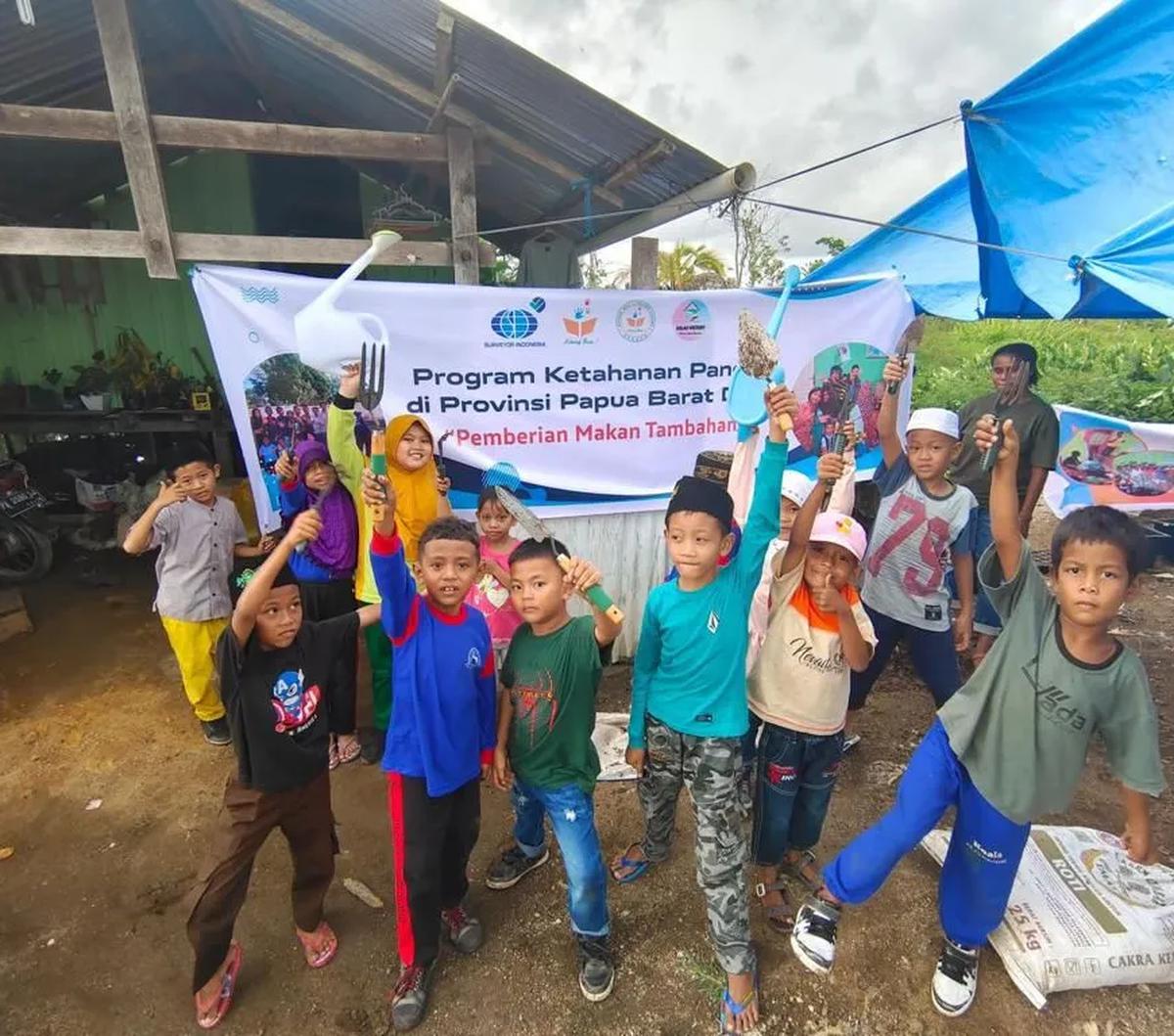 Surveyor Indonesia berkolaborasi dengan Kementerian Bappenas dan Asosiasi Pemerintah Kabupaten Seluruh Indonesia&nbsp;(APKASI) dan Komite Pemantauan Pelaksanaan Otonomi Daerah (KPPOD).