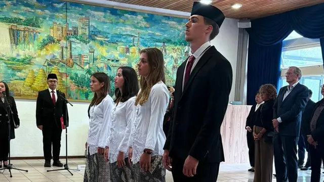 Momen Mauro Zijlstra (paling kanan)