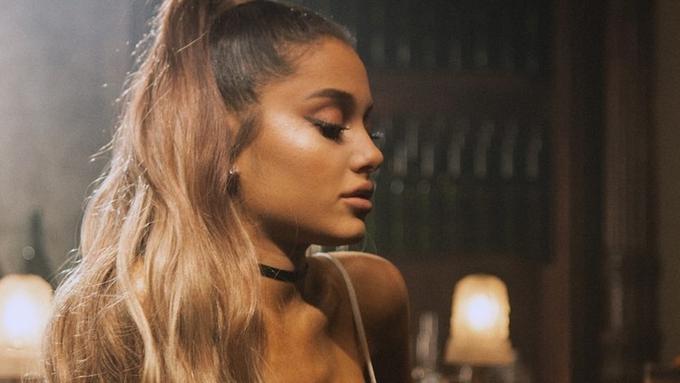  Rahasia  Ariana Grande Miliki Rambut  Lebat dan  Panjang  