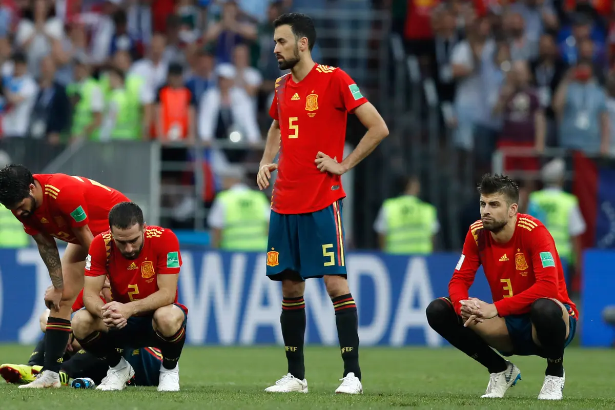 Spanyol Kalah dengan Kepala Tegak