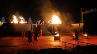 Menonton pertunjukan Ramayana Ballet Prambanan bersama rombongan Media Trip Traveloka di Yogyakarta, 12 Agustus 2025. (Liputan6.com/Asnida Riani)