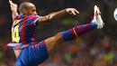 Aksi striker Thierry Henry pada laga Piala Super Eropa antara Barcelona vs Shakhtar Donetsk pada 28 Agustus 2009 di Stade Louis II, Monaco, Prancis. AFP PHOTO/STEPHANE DANNA
