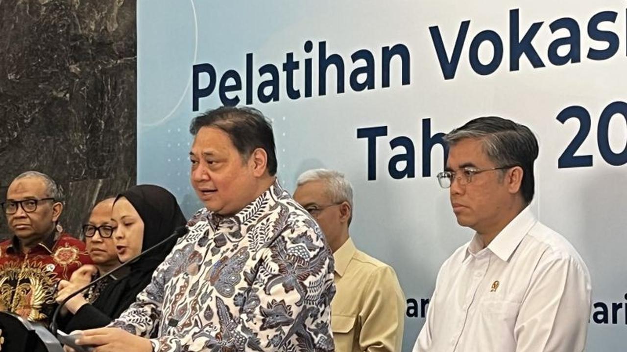 Airlangga: PKWT dan Outsourcing Akan Diatur Ulang dalam Undang-Undang Ketenagakerjaan Baru