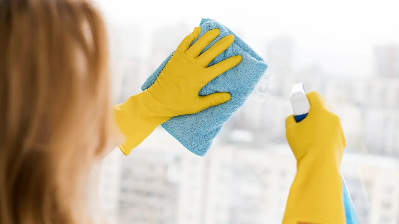 Cleaning Window