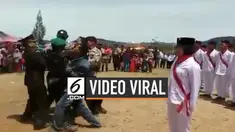 Sebuah video prank perkelahian antara anggota Polri dan TNI tersebar di media sosial. Mereka sengaja berpura-pura berkelahi untuk mengejutkan camat yang sedang berulang tahun.