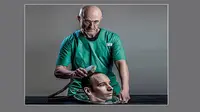 Mengerikan atau hebat? Dokter `Frankenstein` ini punya terobosan terbaru di bedah transplantasinya dengan memindahkan kepala manusia!