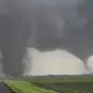 Tornado kembar di Nebraska (Reuters)