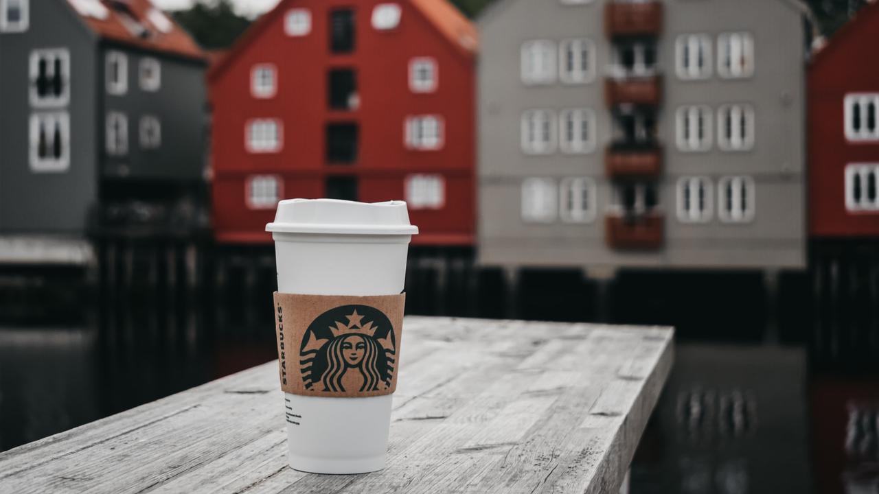 Ilustrasi Starbucks
