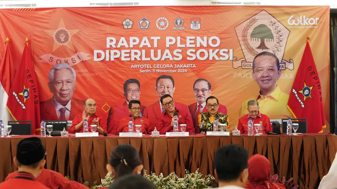 Jajaran pengurus DEPINAS SOKSI menggelar Rapat Pleno Diperluas SOKSI, di Artotel Gelora (Istimewa)