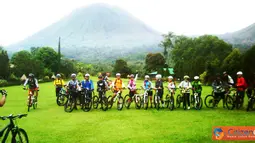 Wisata Sepeda di Gunung Lokon