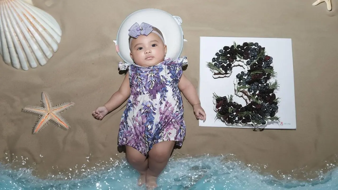 Baby Azura, anak Atta dan Aurel (Instagram/attahalilintar)