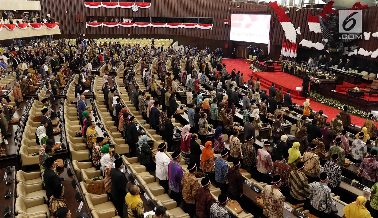 Suasana Sidang paripurna ke-2 MPR RI di Gedung Nusantara Kompleks Parlemen, Senayan, Jakarta, Rabu (2/10/2019). Rapat tersebut memiliki agenda mengesahkan jadwal acara sidang dan membentuk fraksi-fraksi dan kelompok Dewan Pimpinan Daerah (DPD). (Liputan6.com/Johan Tallo)