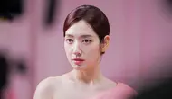 Park Shin Hye Melahirkan Anak Keduanya dengan Choi Tae Joon